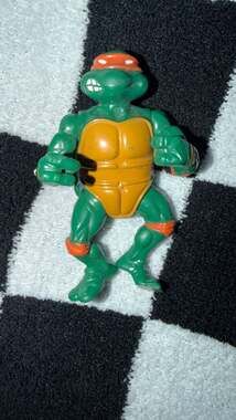 1988 Vintage Teenage Mutant Ninja Turtles Michelangelo  Action Figure